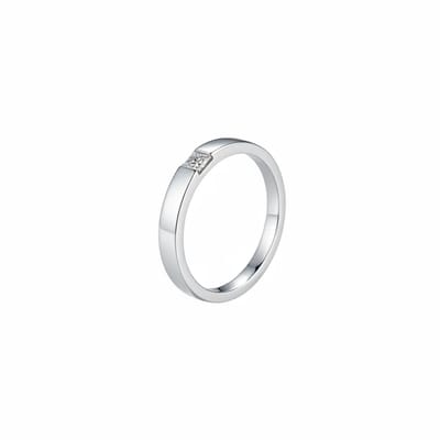 The Isolde Ring - view 2