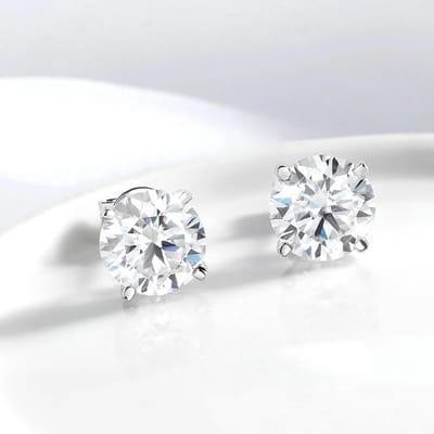 Commitment Earrings Signature Moissanite Edition