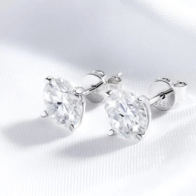 Commitment Earrings Signature Moissanite Edition - view 2